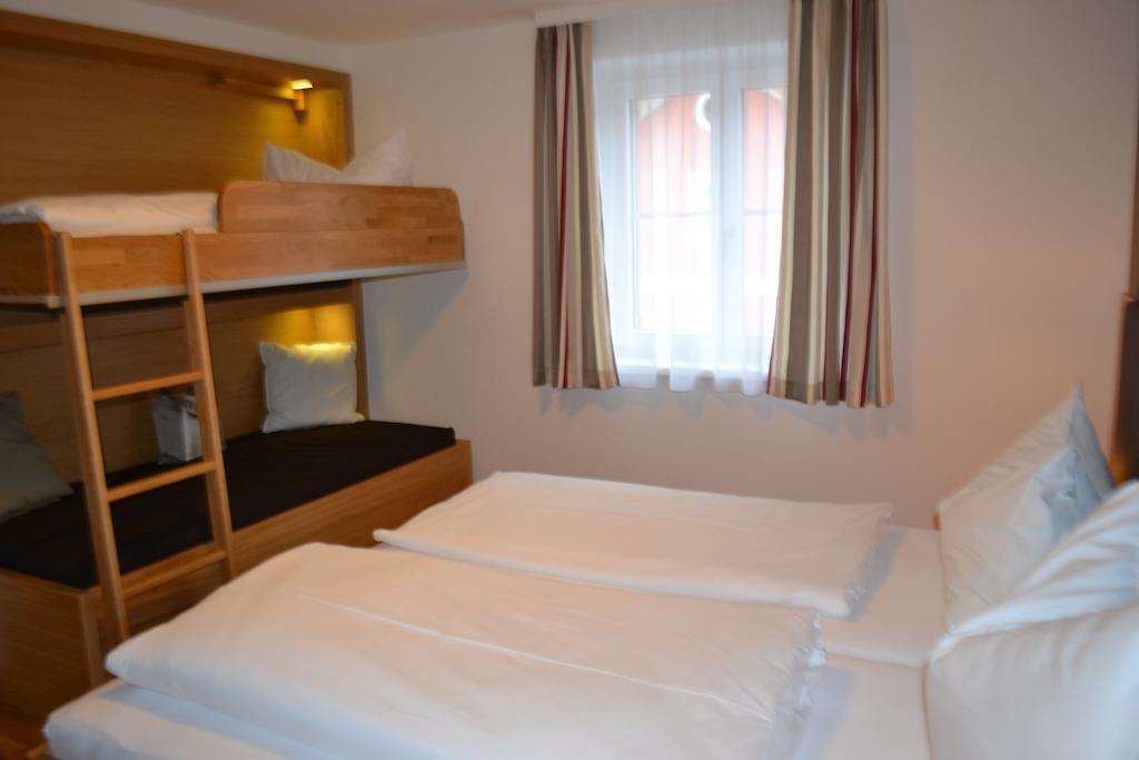 בישופשופן Hotel Gasthof Tirolerwirt חדר תמונה